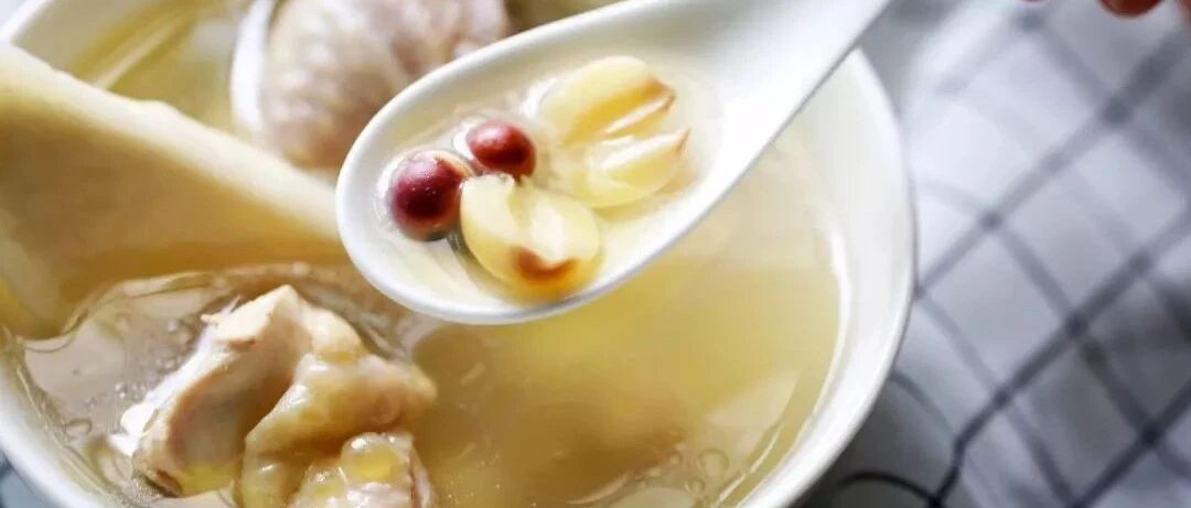 入秋时最爱这口汤！滋润养颜又美味，比敷面膜还管用！