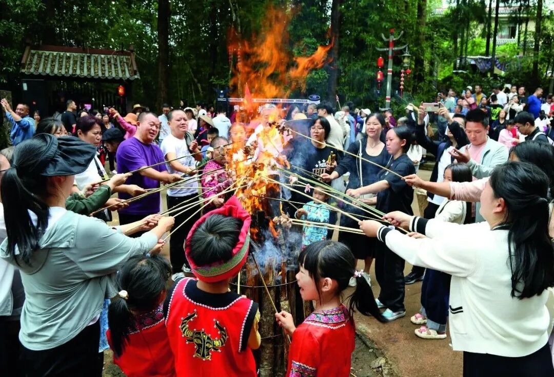 乡村振兴总抓手和美乡村建设__和美乡村与乡村振兴