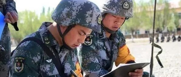 专科生大一当兵和大三当兵哪个好？过来人给出答案，差距还蛮大！