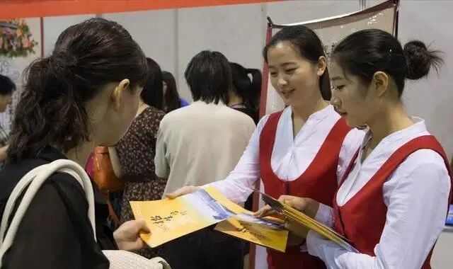 文科高考考科生多少人_文科生高考时考哪几科_高考文科生考哪几科