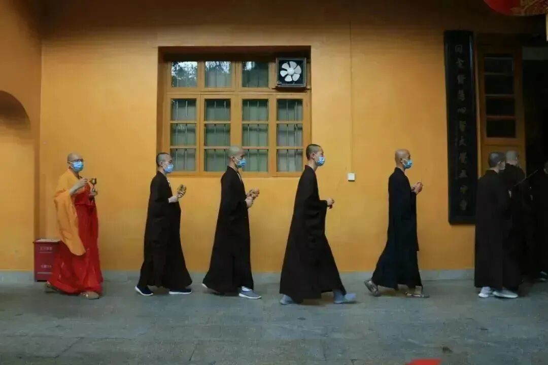 云门寺辛丑年举行护国息灾祈福法会洒净仪式