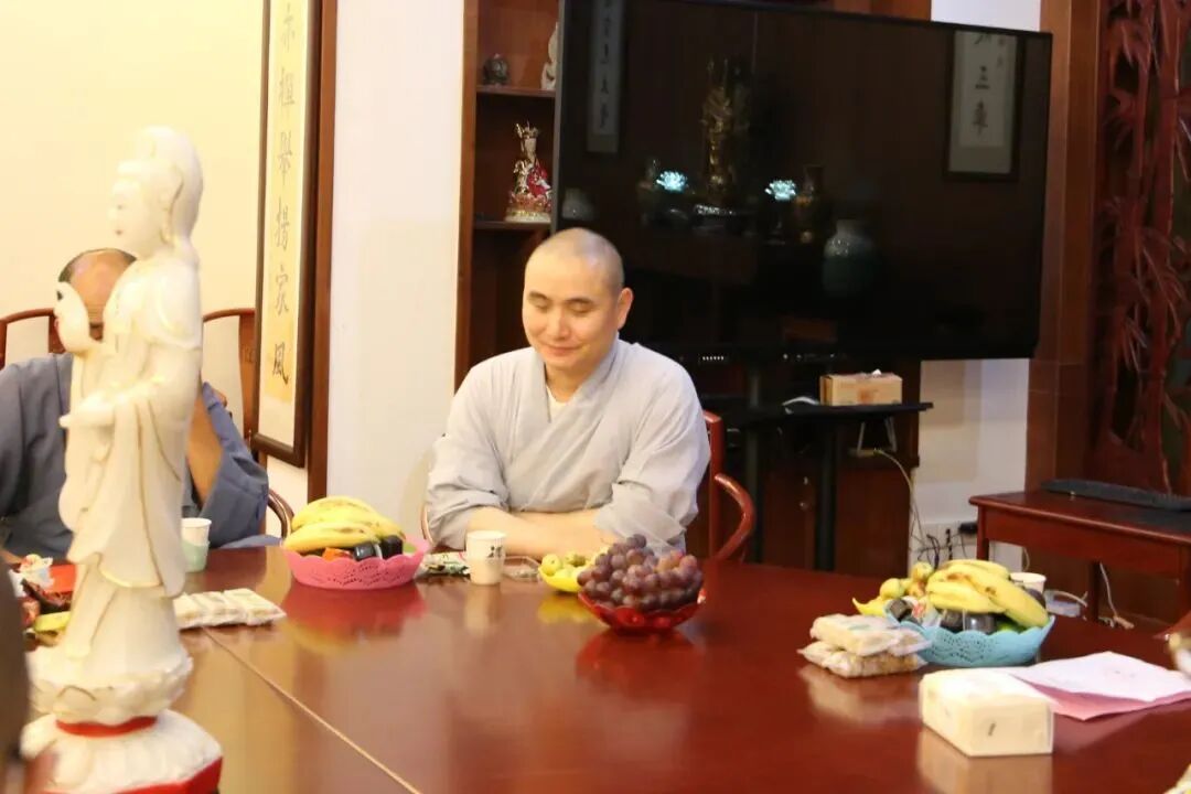 广东佛学院云门学院举行“教师节”慰问座谈会