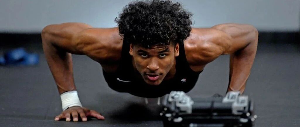 发展联盟历练一年！第1五星高中生保榜眼、争状元？