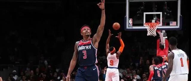 篮网幸亏赢在了前面，比惨大赛心疼比尔！克拉克森支招篮网签约尼克-杨？