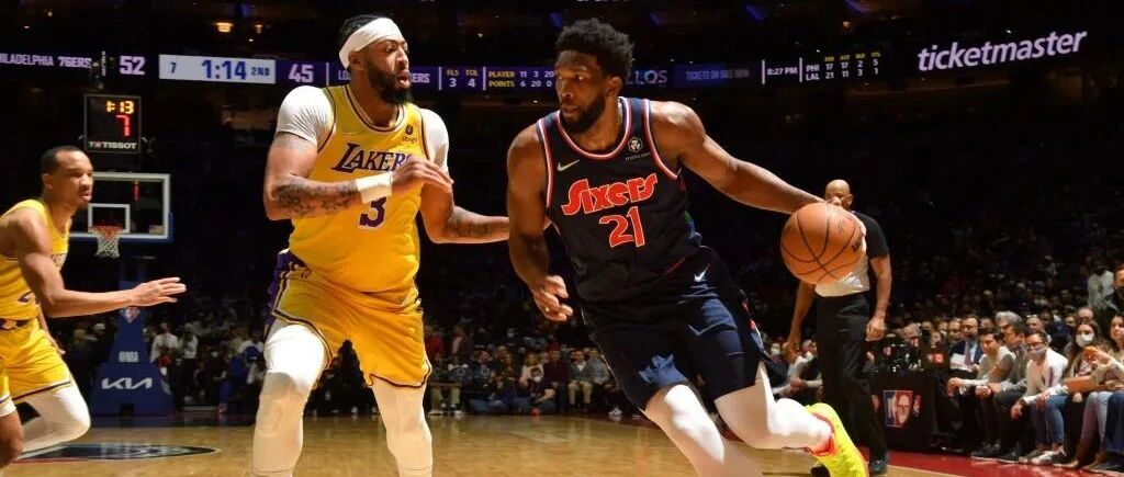 大帝横扫四方，小学生超然物外～能进全明星先发都是有原因的！