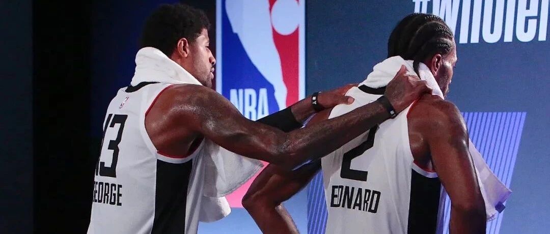 季后赛乔治横刀立马，背后的秘诀其实我们都经历过！杰伦的隔扣不比小波特差！