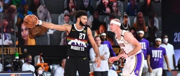 昨日毒奶一语成谶，湖人真是不稳啊！就快1-3了，这赛点有些烫手啊！