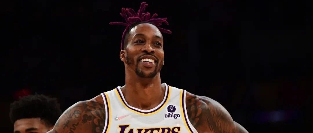 湖网对决拉开季前赛序幕 霍华德闹出戏剧性一幕