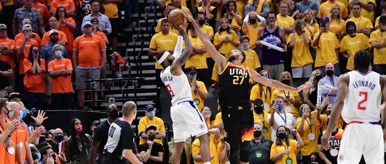 连砸20铁都能赢，米切尔45分暴走逆转沉船！替补爆发76人生擒老鹰！