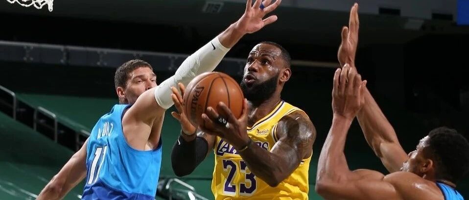 詹姆斯赛季首砍30+第16次击败字母哥 爵士双杀鹈鹕升至西部第二