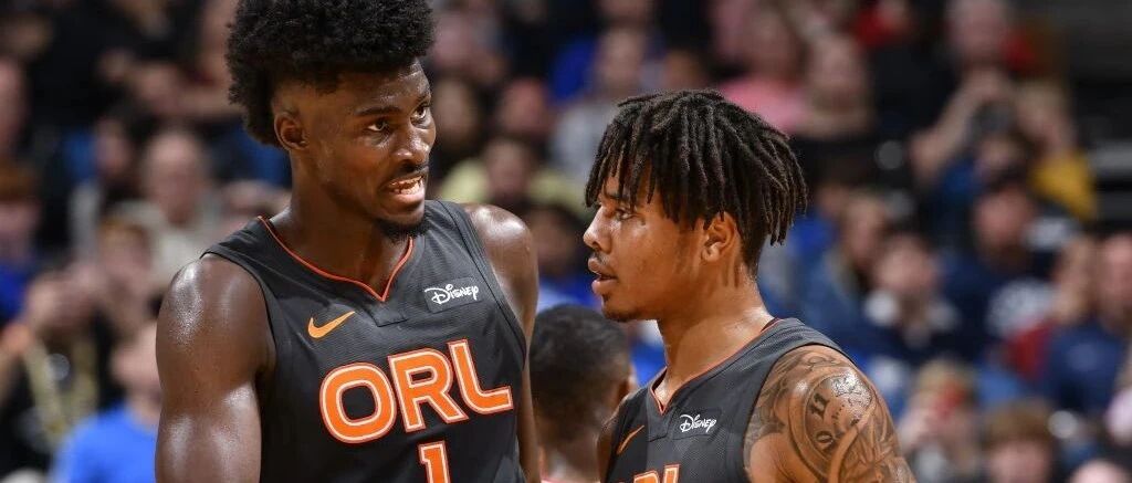 休赛期最后的疯狂竟然不是哈登！井喷式续约收割2017级硕果，球哥可别掉队！