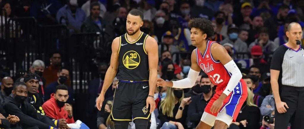 延缓历史发生的也是英雄！永远的50号飘扬在孟菲斯上空！