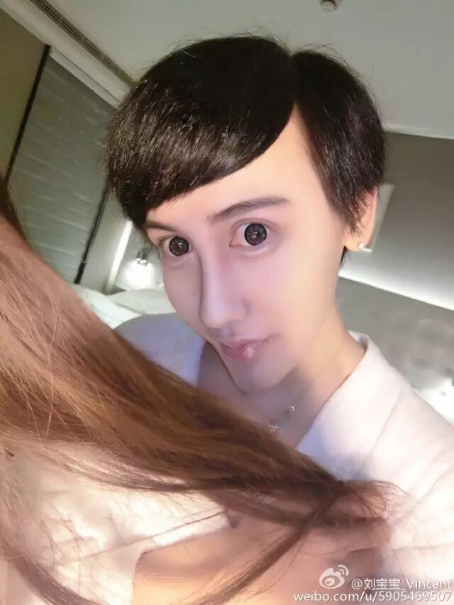 八国混血刘梓晨综艺首秀承认微整:四五十支玻尿酸不算什么