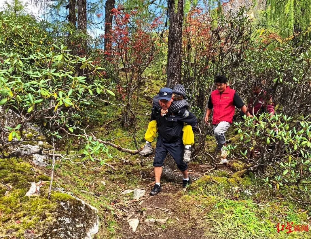 女游客海拔4700米高反被困求救