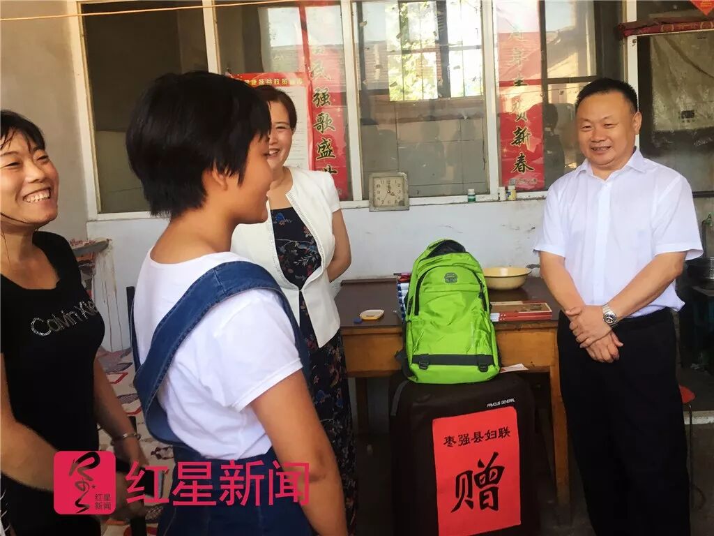 感谢贫穷女孩不适应爆红:写文章不是为博关注