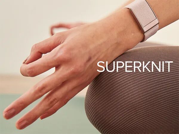 Amazon.com: WHOOP 超柔軟超級針織配件腕帶4.0 提升性能,舒適耐用性,相容於4.0 可穿戴健康,健身和活動追蹤器苔蘚: 電子