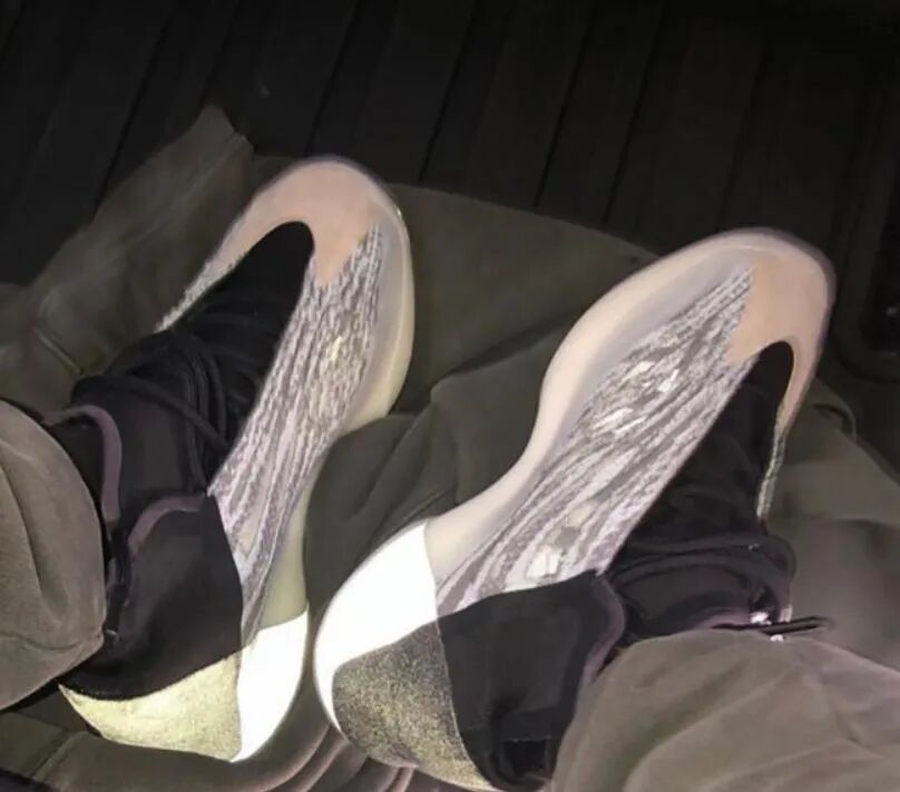 yeezy篮球鞋qntm实战怎么样yeezyqntm篮球鞋实战测评