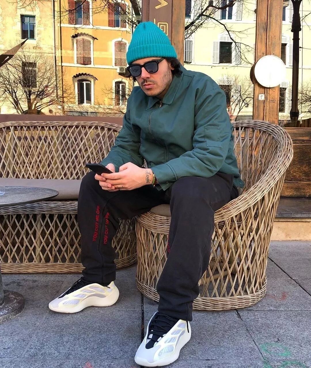 yeezy700v3夜光配色评测yeezy700v3azael值得入手吗