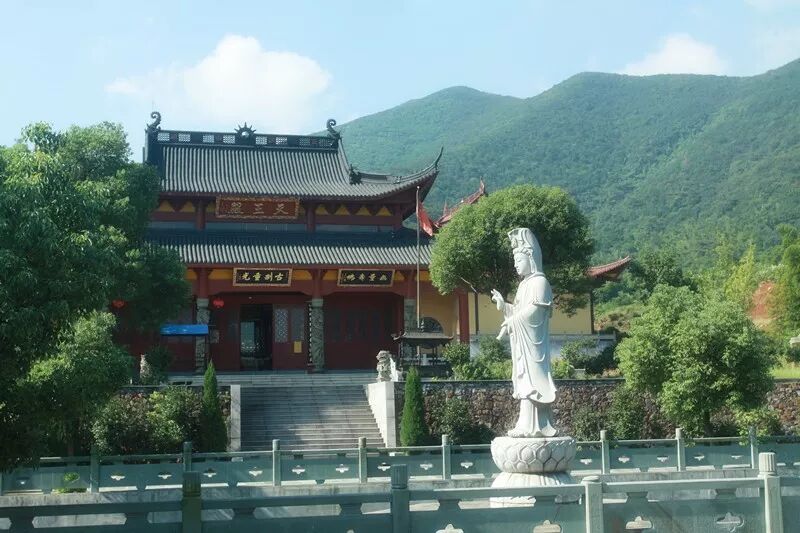 碧岩禅寺 农历九月十九举行观音忏法会