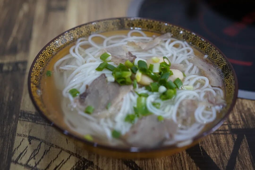 花都美食原汤鹅肉粉