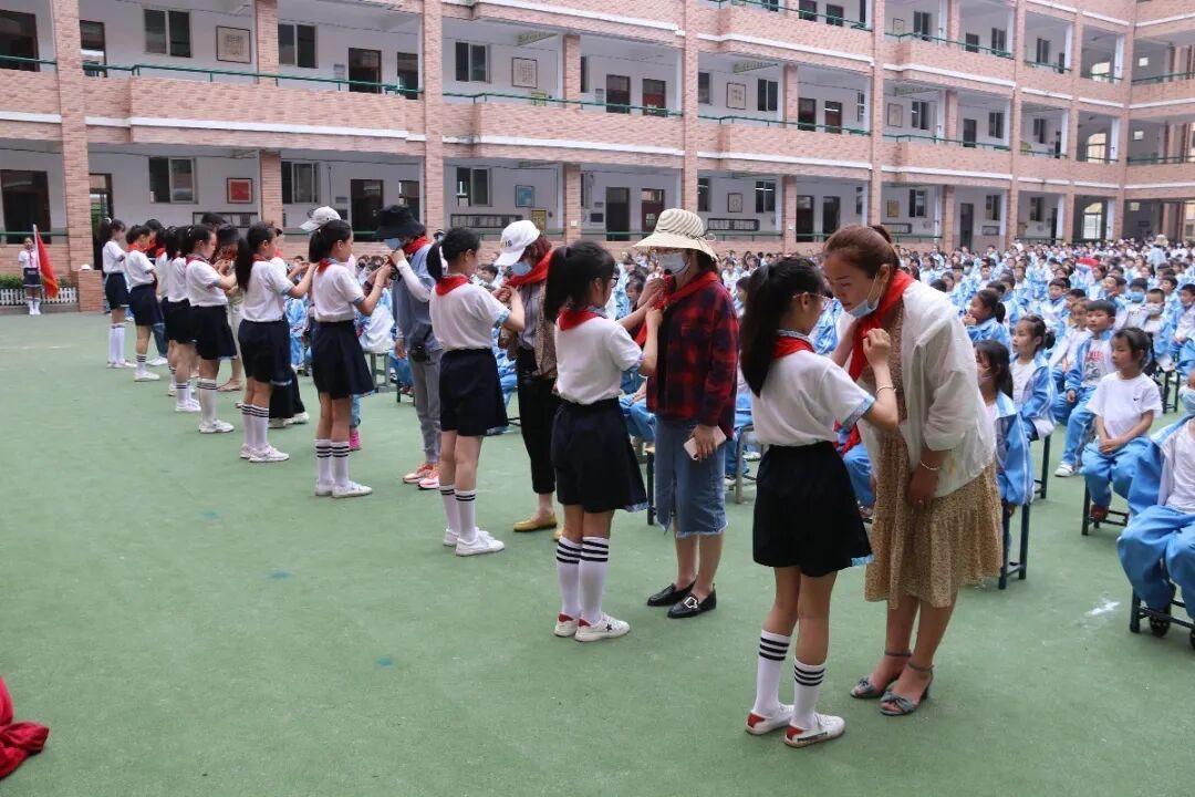 邳州市经济开发区中心小学闽江路小学燕子埠镇中心小学铁富镇中心小学