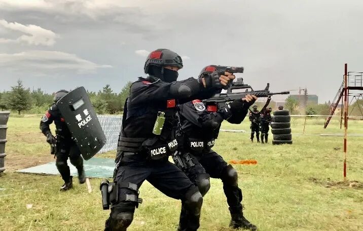 燃燃燃全警实战大练兵射击训练现场直击