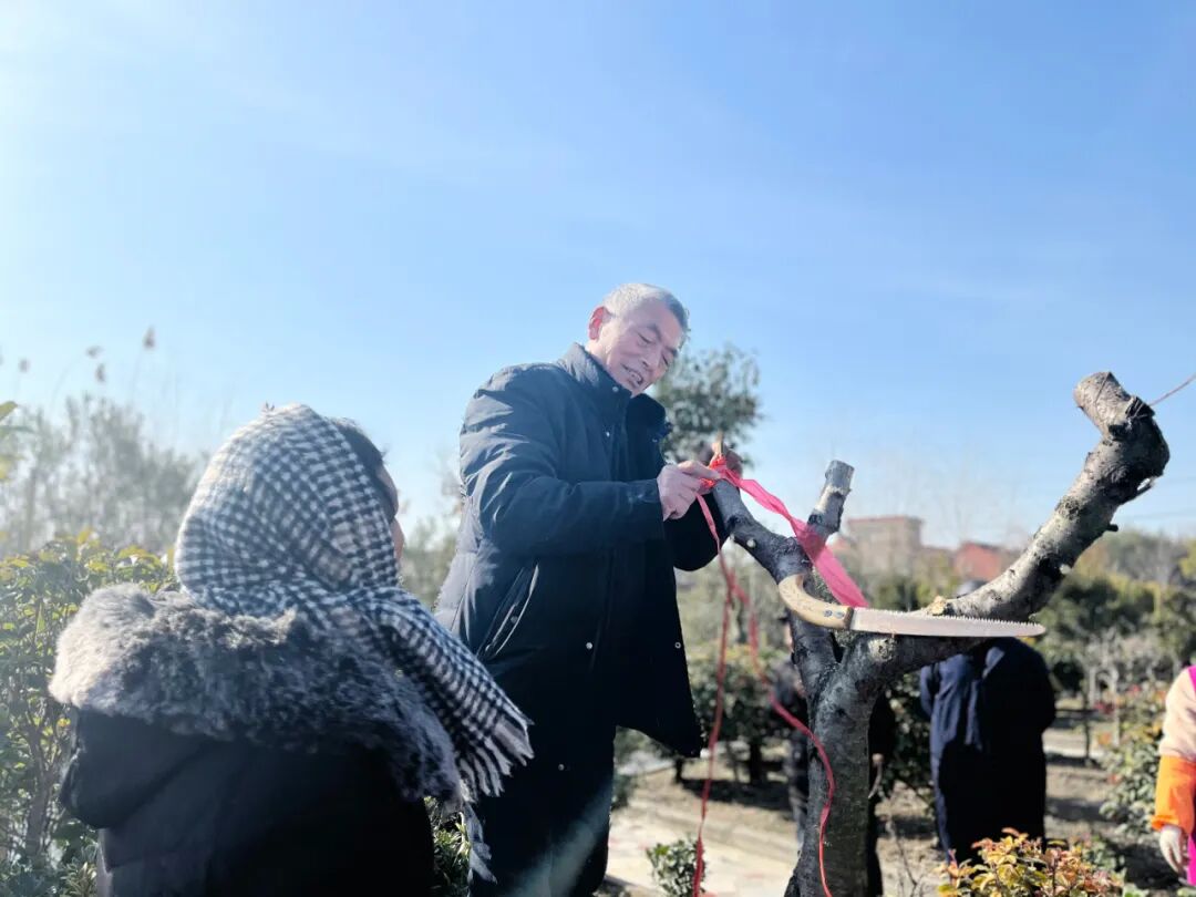 【堰上最美】陈庆祥：“老把式”技助“新农人”