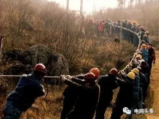【轉(zhuǎn)載】14億人全民通電如何做到的?18根電桿為1戶供電,100年無法回本 【轉(zhuǎn)載】14億人全民通電如何做到的?18根電桿為1戶供電,100年無法回本