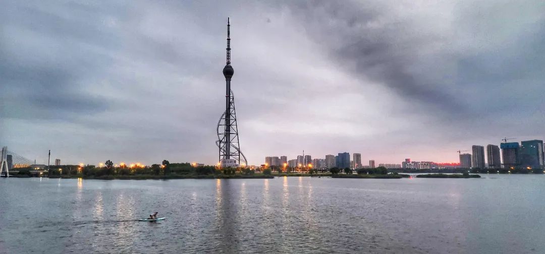 十年卫星图见三河汇聚物流之都直播之城感受临沂梦幻般的发展