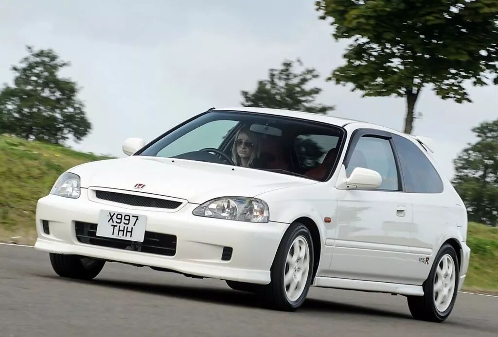 听说 头文字d 要拍续集 重温90年代经典日系车 汽车点评 微信公众号文章阅读 Wemp