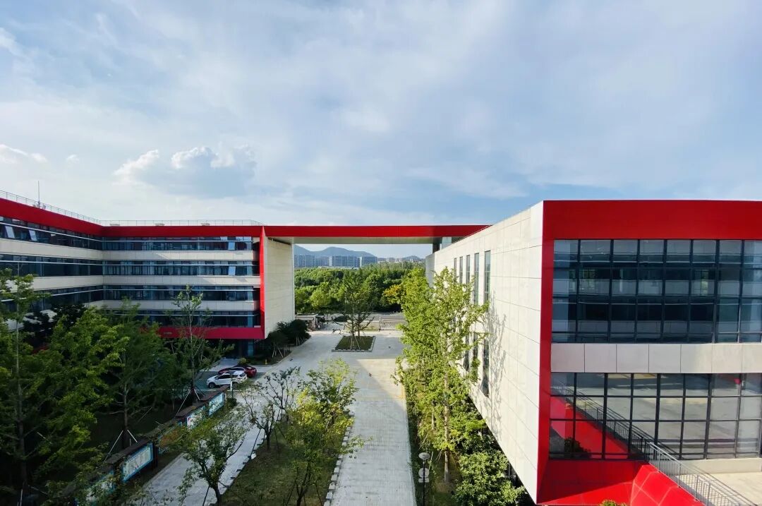 杭州采荷中学教育集团丁荷校区(杭州市丁荷中学)编外用工招聘公告