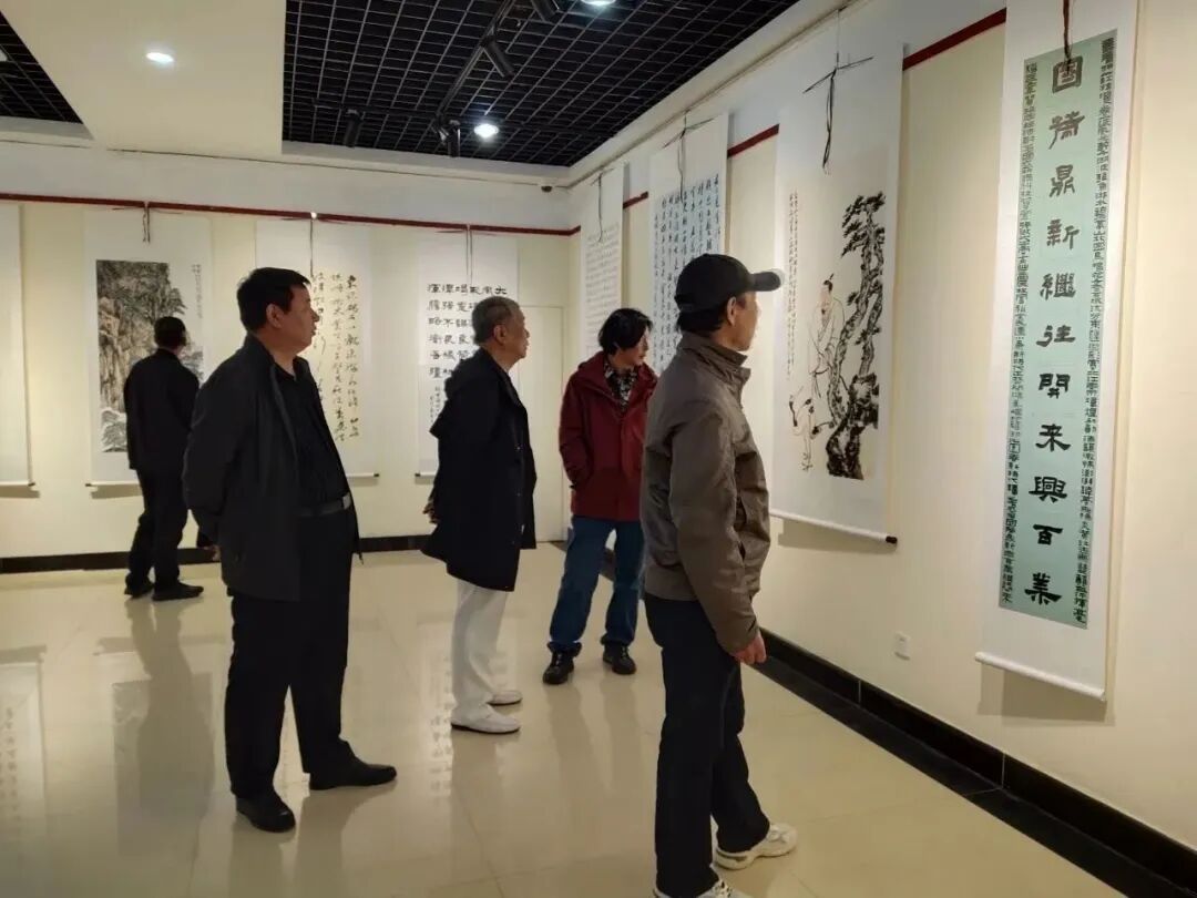 庆祝五一国际劳动节——名家书画作品展 | FUN青岛