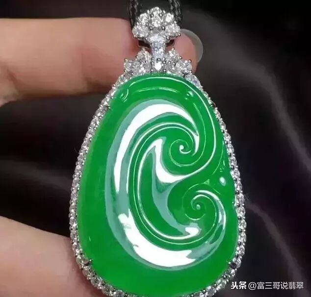 碰到心仪的翡翠不敢买，只是因为你不了解这几点