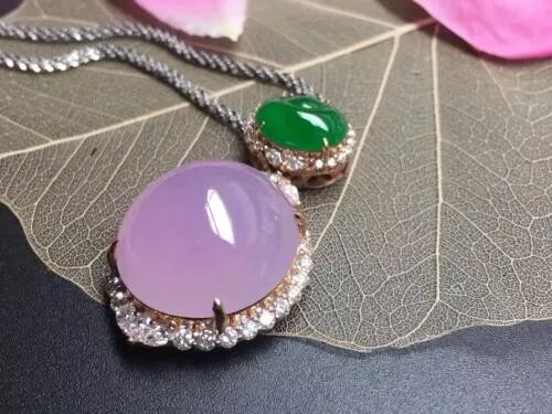 翡翠何止庄重优雅，佩戴养生又养心~