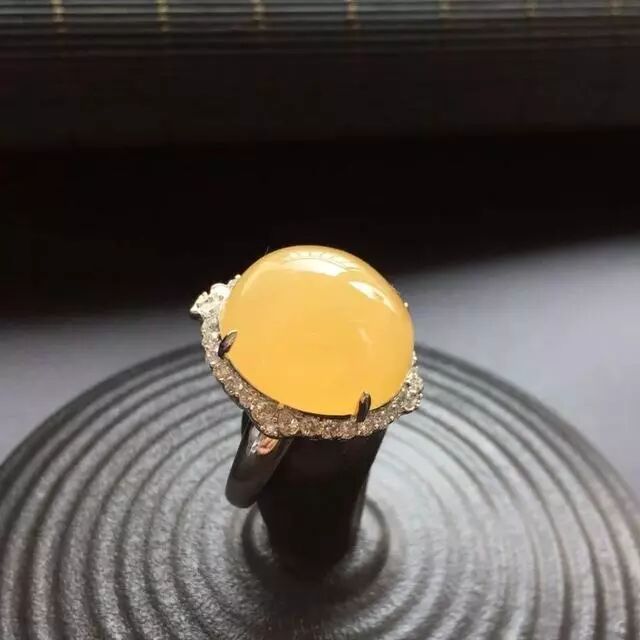 你以为“金翡翠”是简单的“镶金翡翠”吗？那你可就错了！