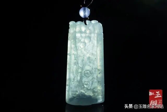 岁寒三友指的是什么？为何会频繁出现在翡翠题材中！