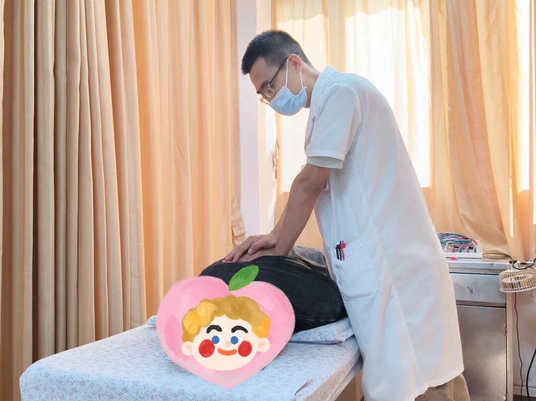 针灸治疗仪什么品牌好脊柱侧弯不用慌，“龙氏正骨”帮您忙~_https://www.jmylbn.com_新闻资讯_第21张