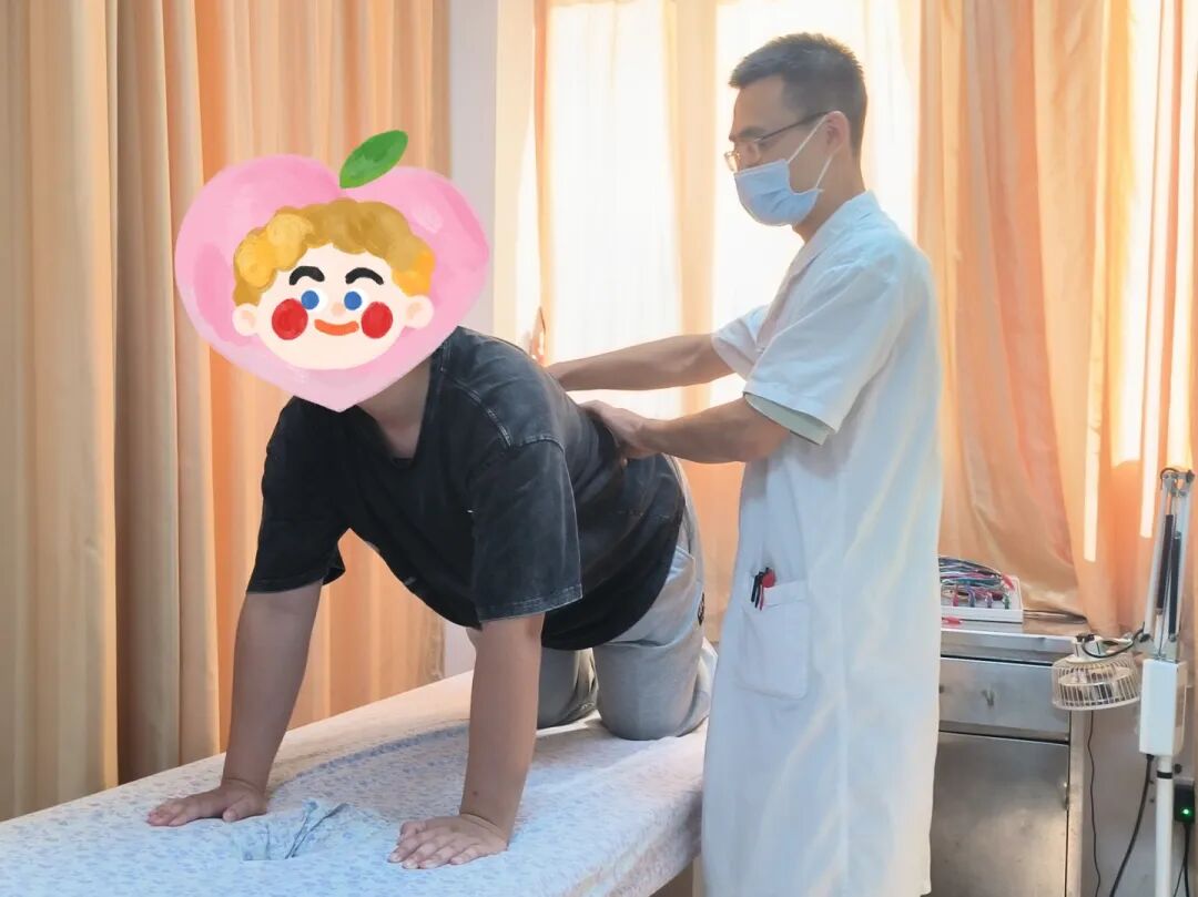 针灸治疗仪什么品牌好脊柱侧弯不用慌，“龙氏正骨”帮您忙~_https://www.jmylbn.com_新闻资讯_第16张