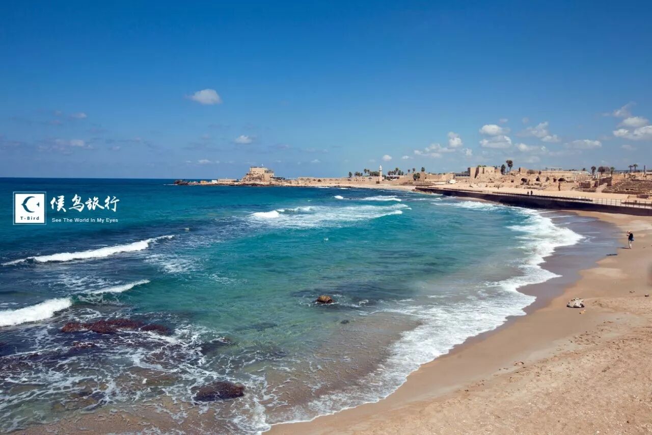 在这里，耶稣显神迹灌醉众人