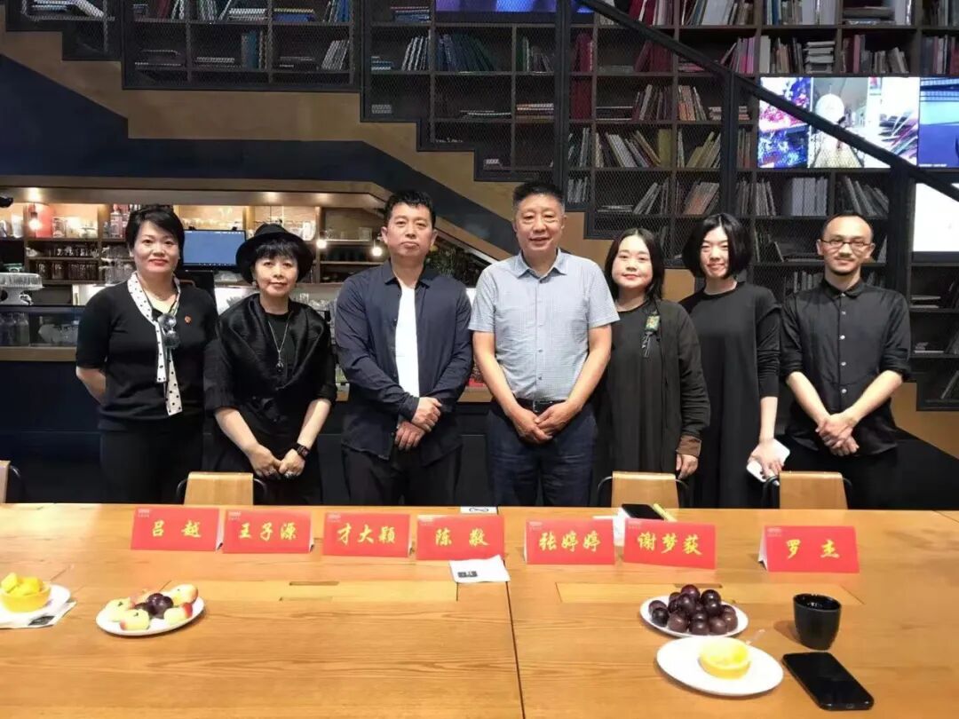 中国美术学会_中国工艺美术学会_电视美术制景工艺