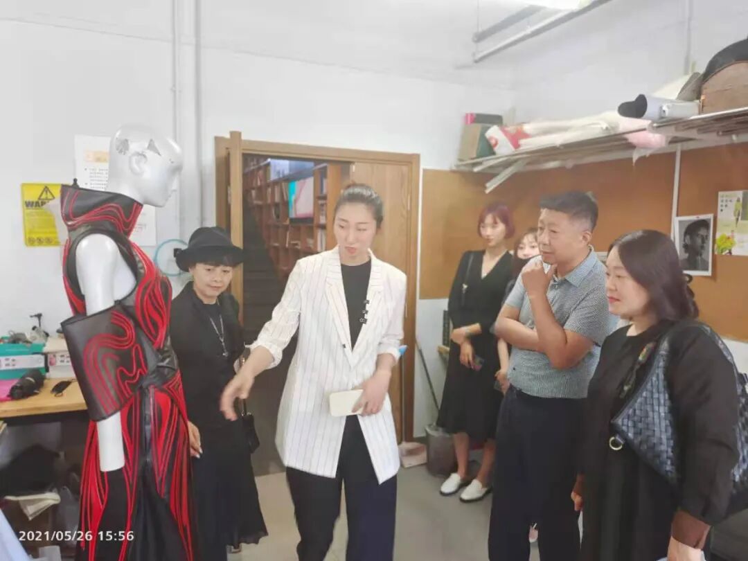 中国美术学会_电视美术制景工艺_中国工艺美术学会