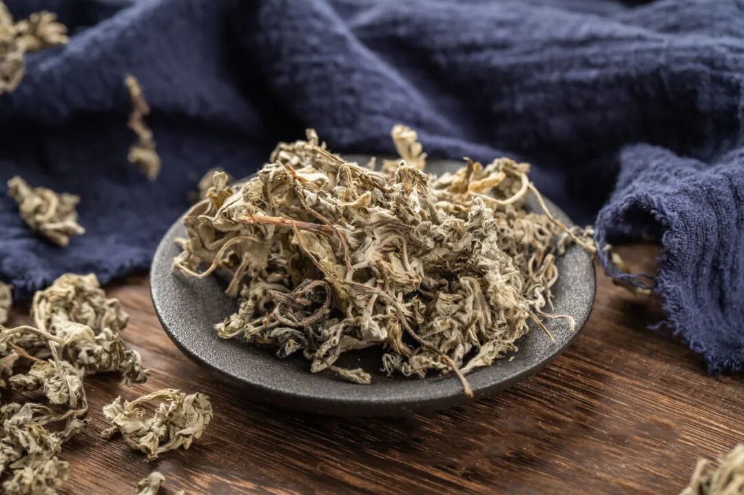 干艾草竟然这么厉害，各种妙用教会你！