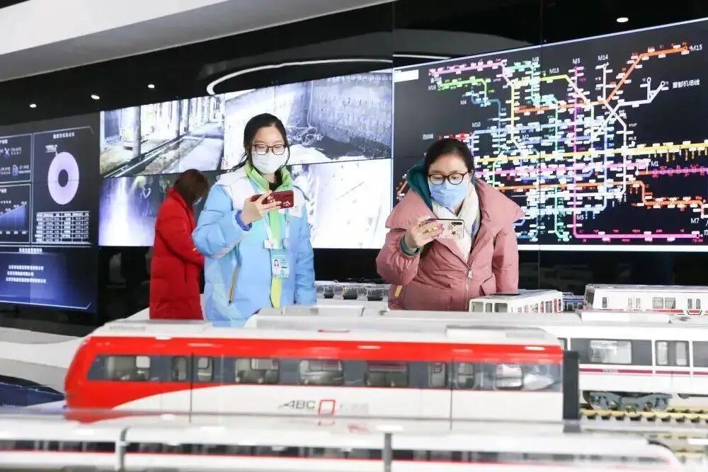 多企业抢滩城市轨道交通数字化，“智慧大脑”释放行业价值(图1)