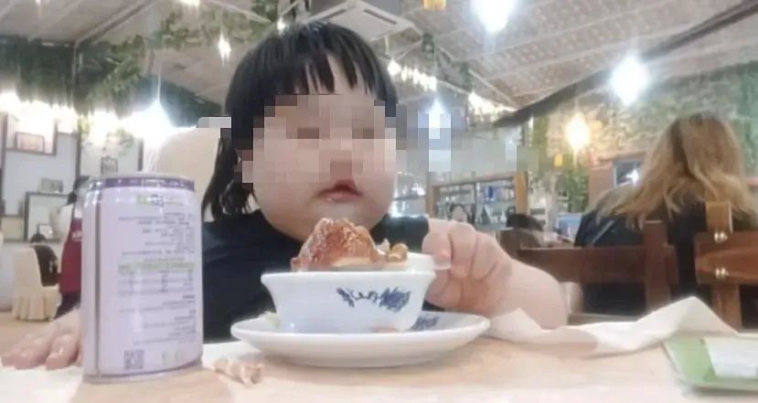 3歲女童被喂到70斤，2歲半男孩被活活摔死：被父母虐控的人生，我不忍看 親子 第4張