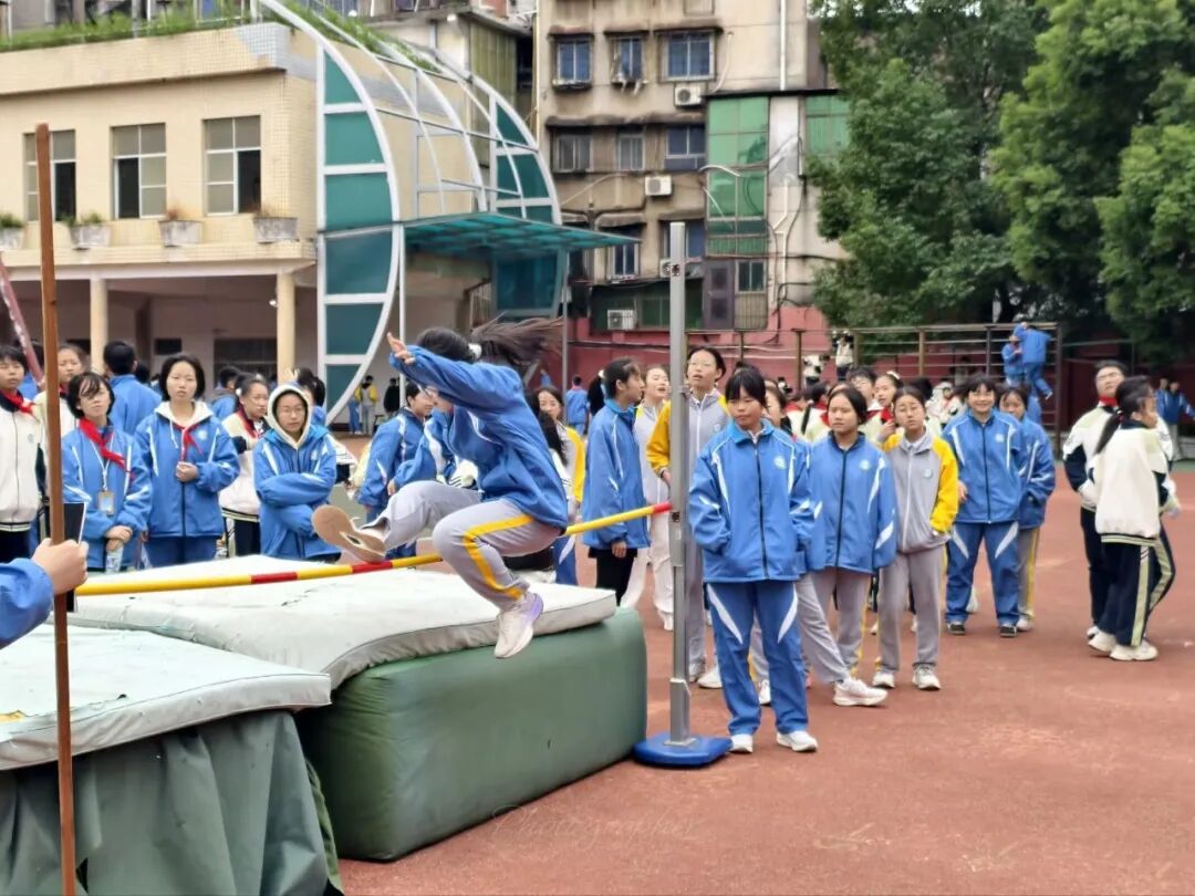 校园动态 | 益动青春，智起未来——记湘潭市益智中学2025年师生趣味运动会