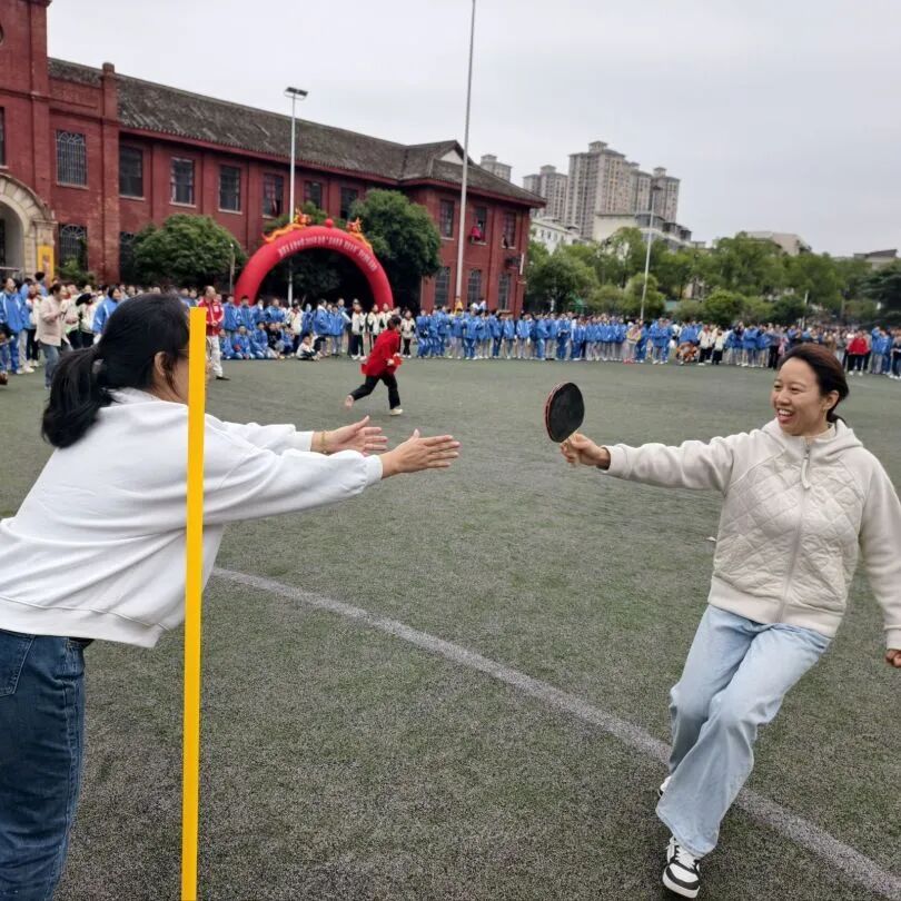 校园动态 | 益动青春，智起未来——记湘潭市益智中学2025年师生趣味运动会