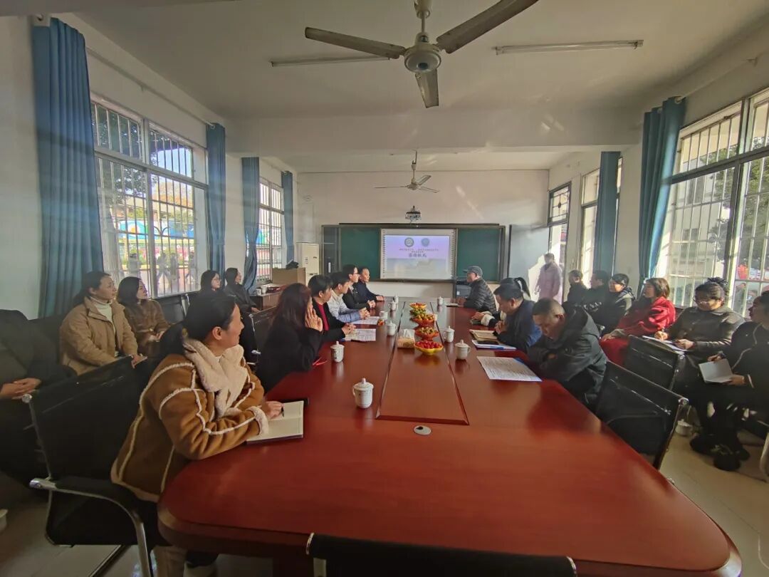 校园动态 | 结对携手共进 同心同行致远 ——湘潭市益智中学和湘潭市雨湖区长城中学深度交流合作签约仪式顺利举行