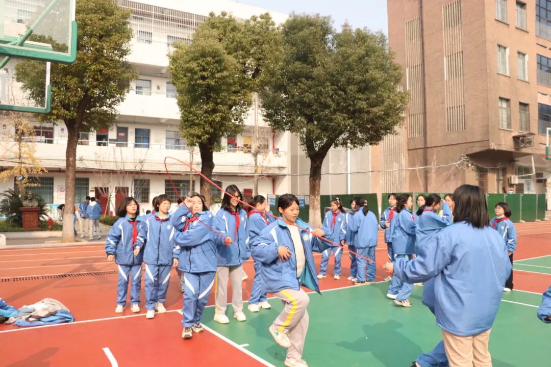 养益己之心 | “跳”出活力，“绳”彩飞扬——我校开展冬季跳绳比赛