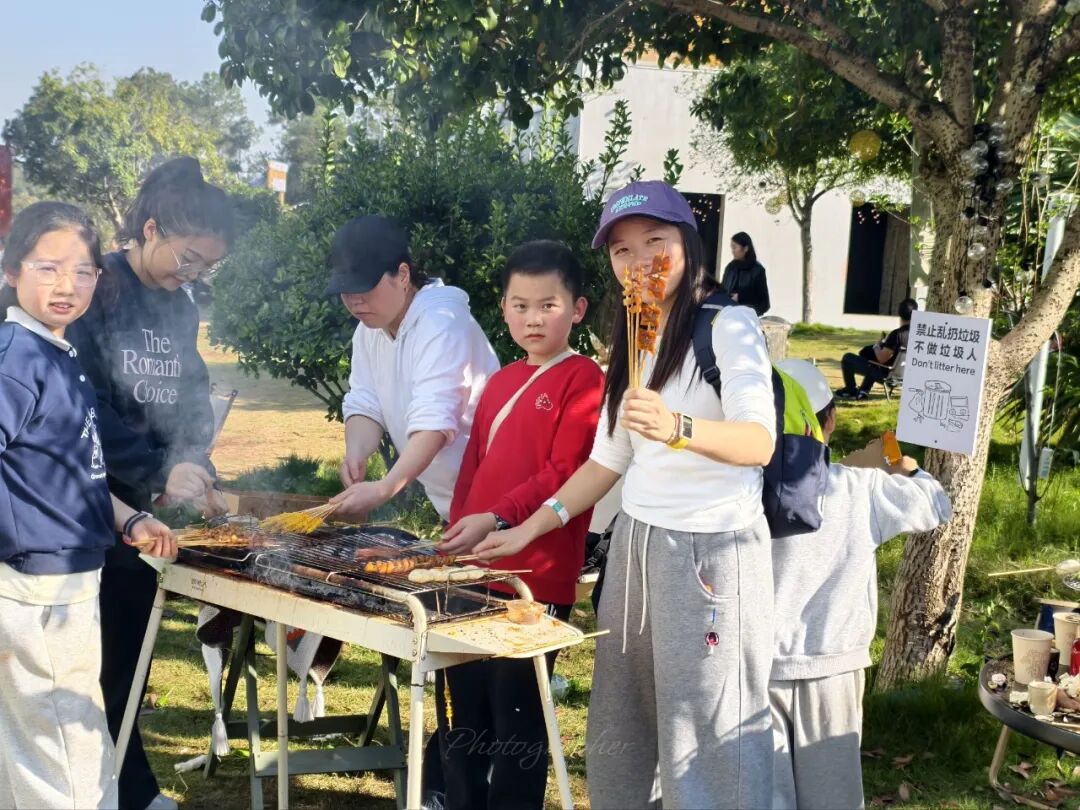 工会活动 | 秋日盈笑语，田园悠然情——记湘潭市益智中学工会赴乡泮时光开展秋游活动