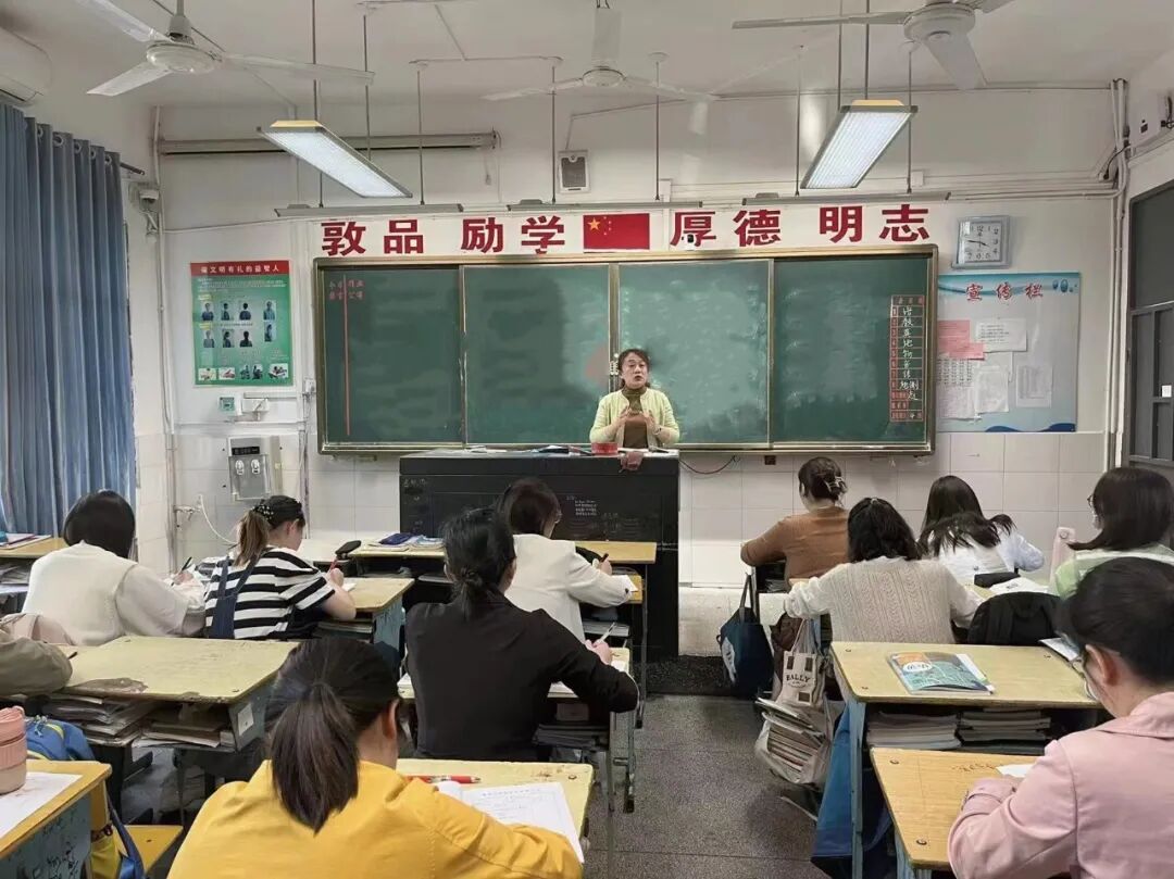 教研教学 | 教不止，研不停——记益智中学英语组教研活动